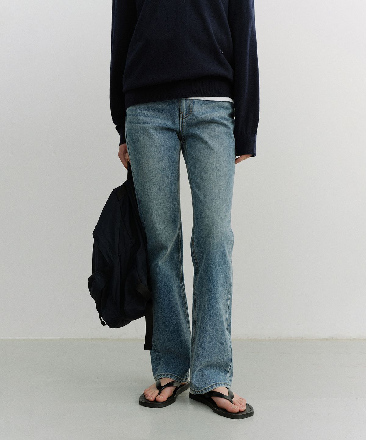 던스트(DUNST) ESSENTIAL SEMI BOOT-CUT JEANS_UDPA6A206_BRUSHED BLUE