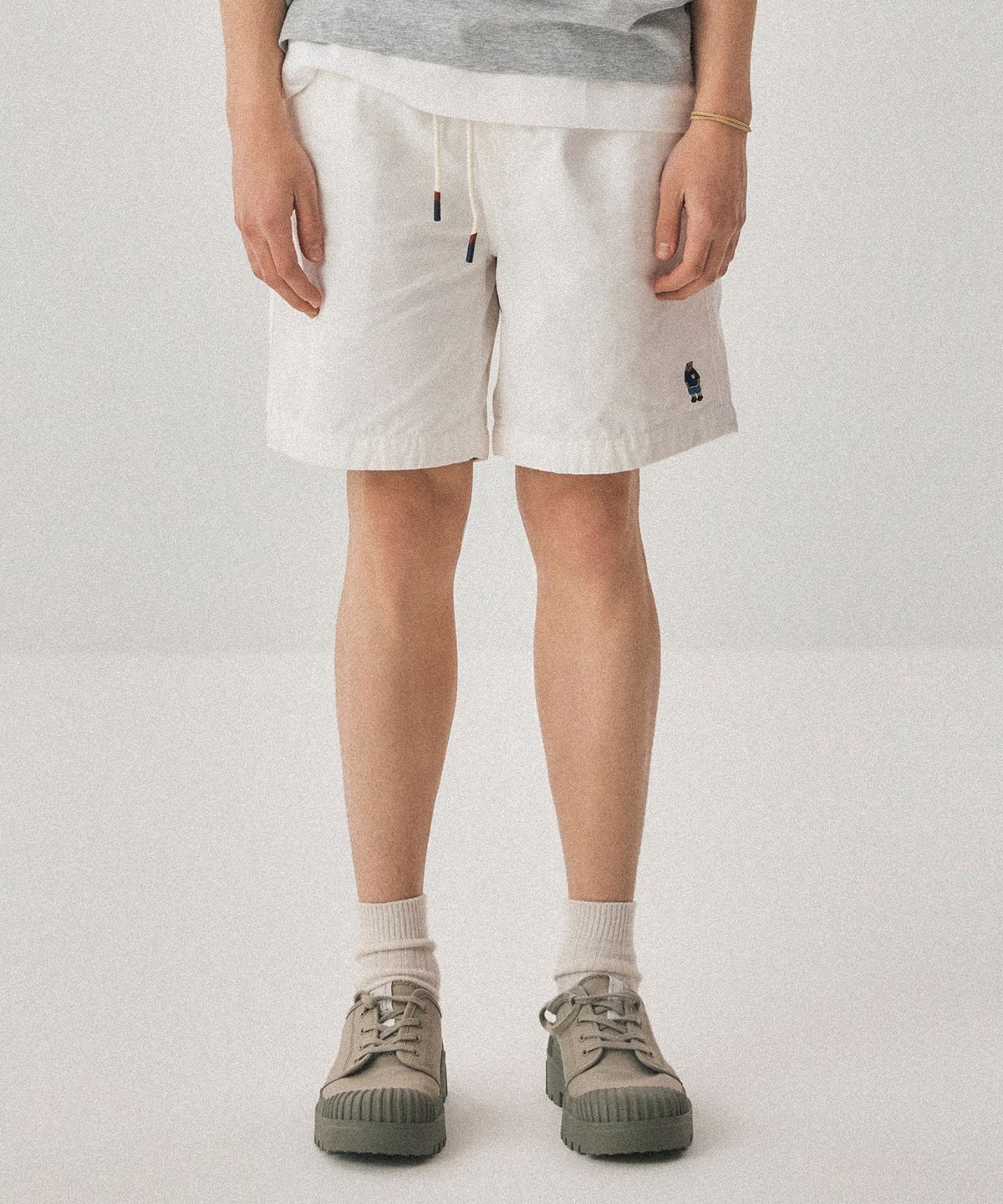 후아유(WHO.A.U) Steve Basic Shorts / WHTHG2501M