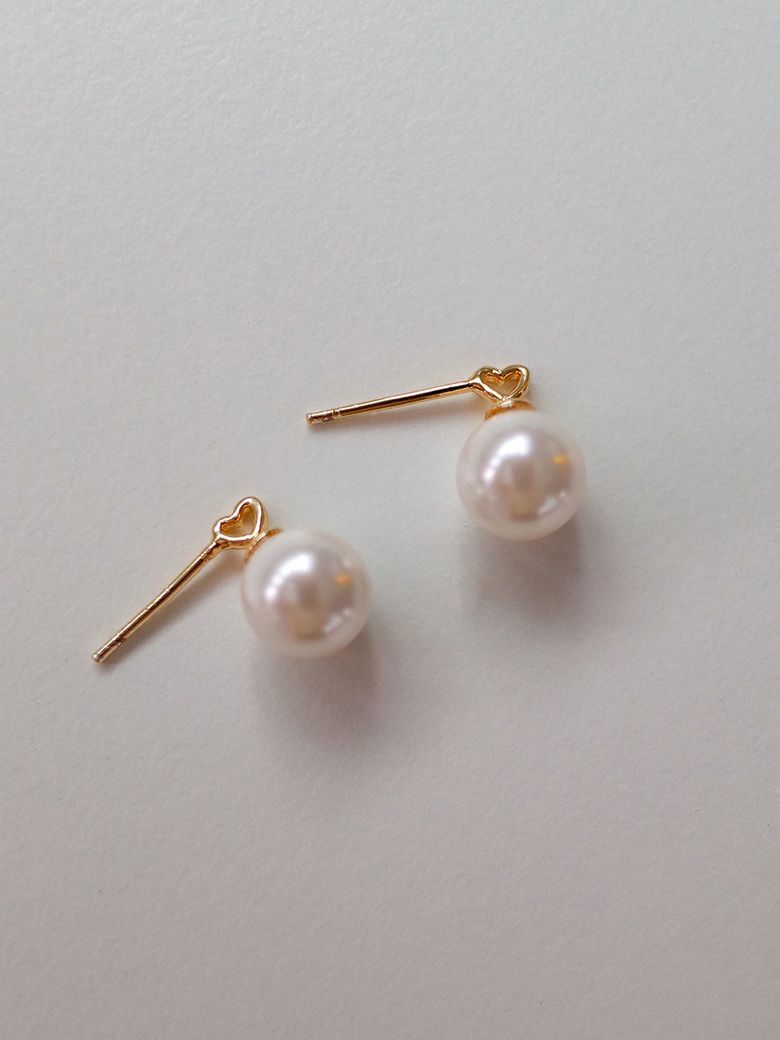 PEARL STUD EARRING_HEART JE014