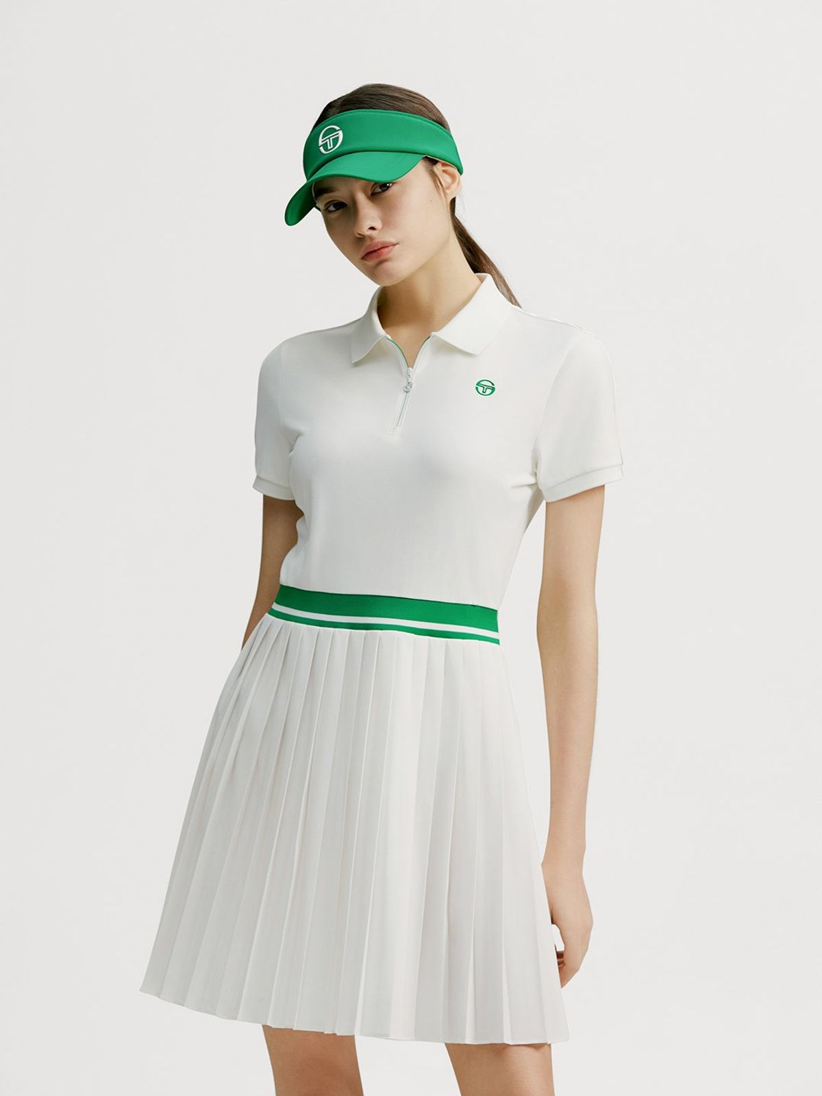 세르지오 타키니(SERGIO TACCHINI) W 고트 저지 믹스 플리츠 카라넥 반팔 드레스 (White)