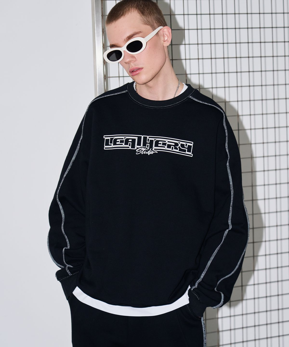 레더리(LEATHERY) 믹스드 셋업 스웨트 셔츠 [BLACK]