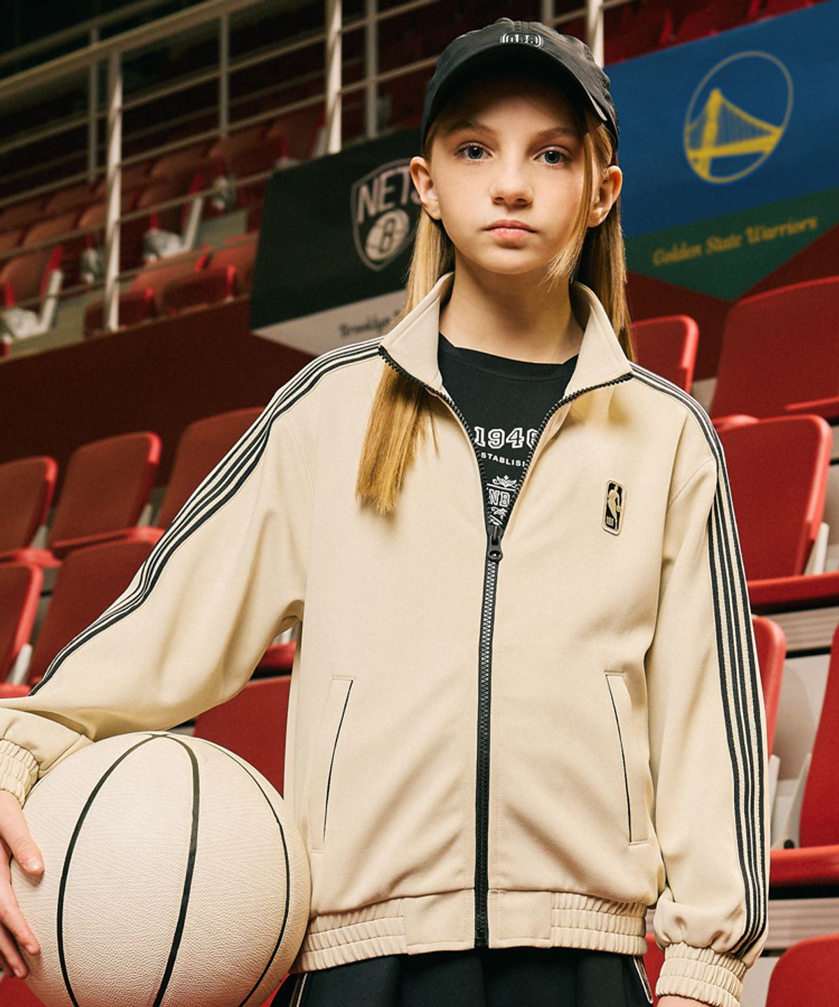 엔비에이 키즈(NBA KIDS) 라인 트랙집업(K241TJ110P) 베이지