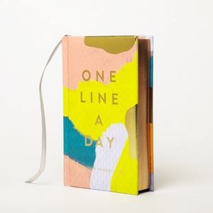 하루에 한 줄 5년 다이어리 Modern One Line a Day: A Five-Year Memory Book