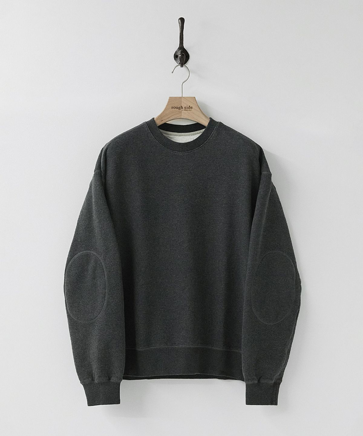 러프사이드(ROUGHSIDE) Oversized Sweat Shirt Graphite