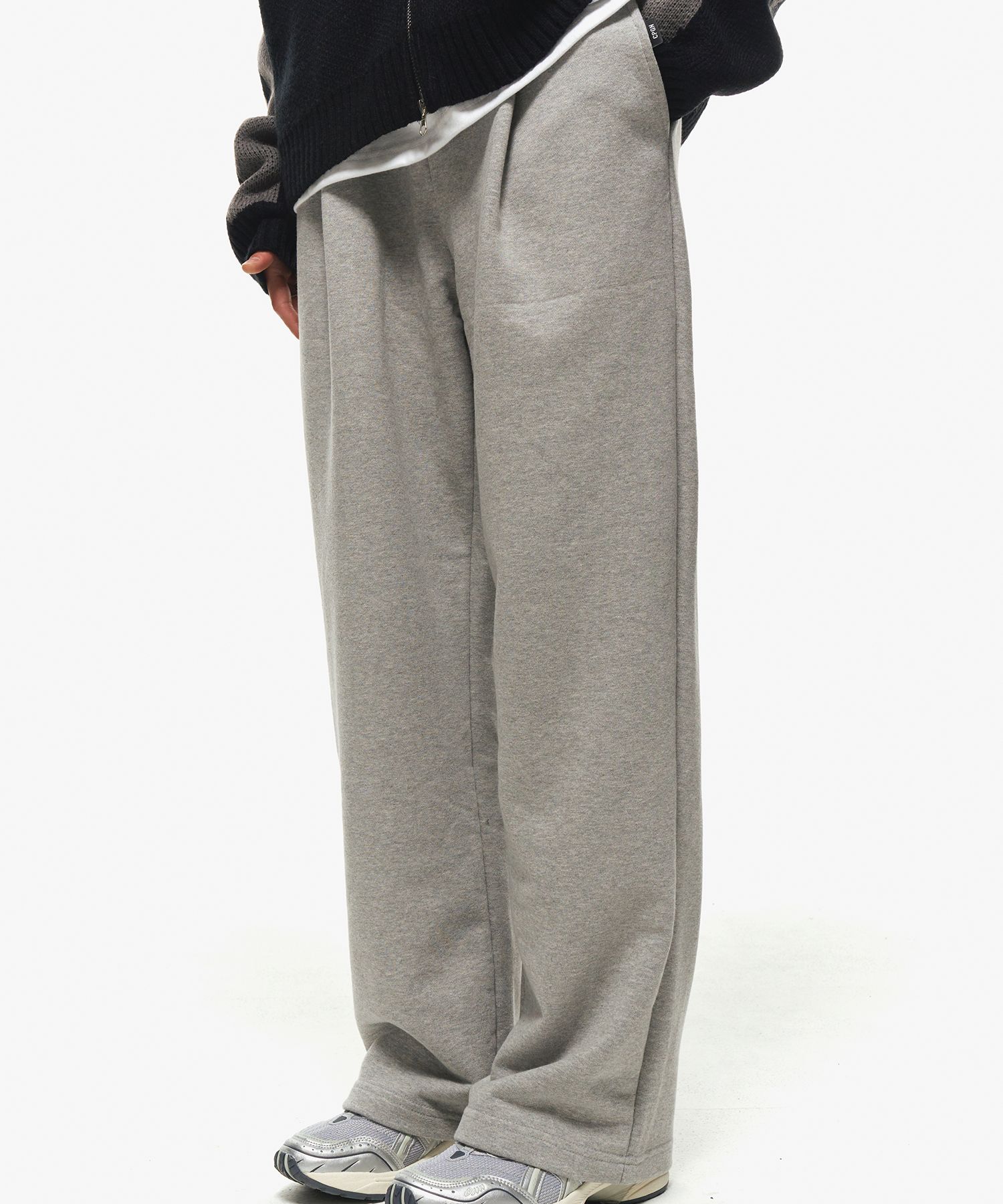 MUSINSA | CPGN STUDIO Essential Wide One-Tuck Sweatpants Gray