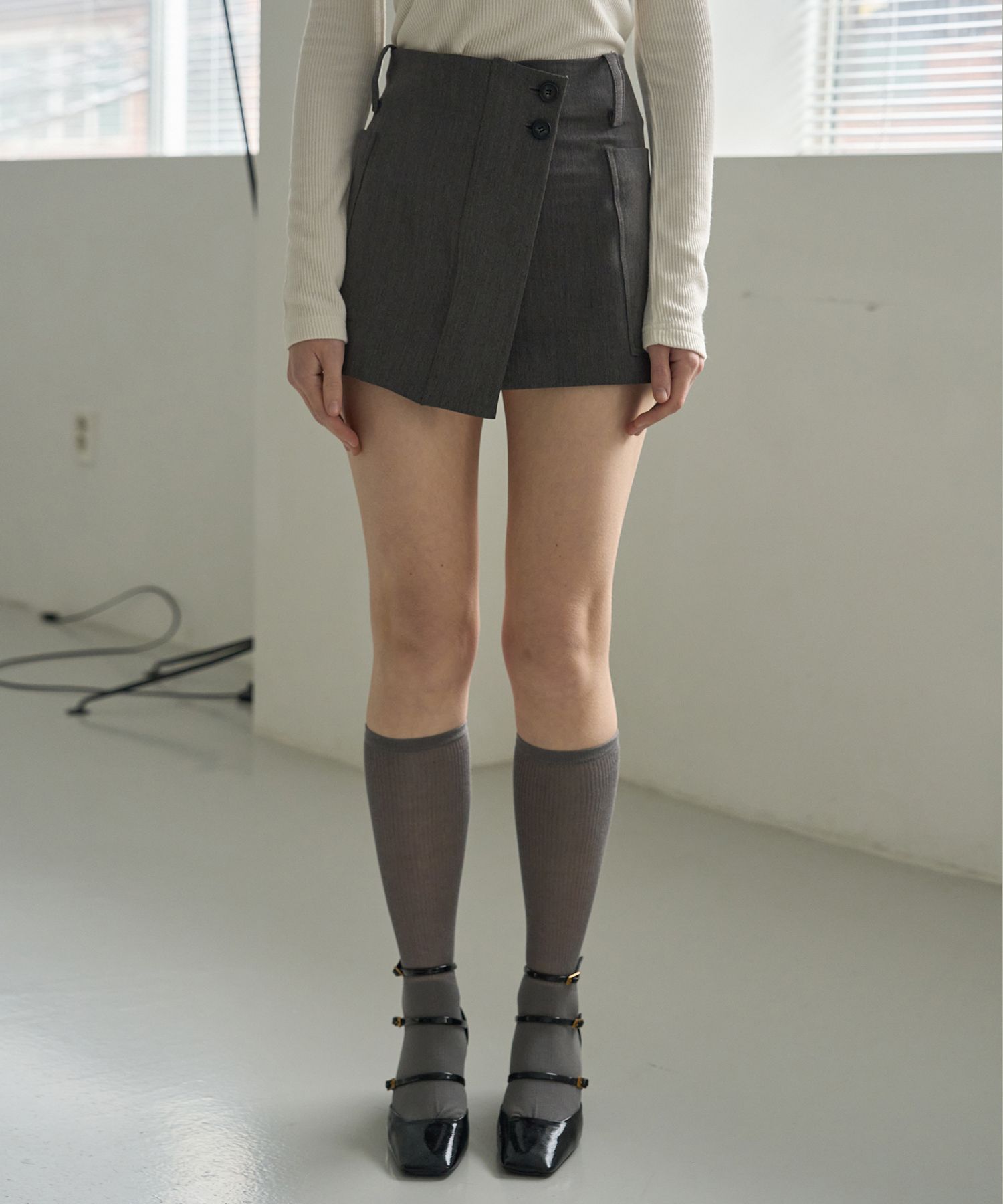 ワンピース Slash Wrap Mini Skirt Charcoal Grey MUSINSA | 5OML Mini Wrap Skirt (Charcoal)