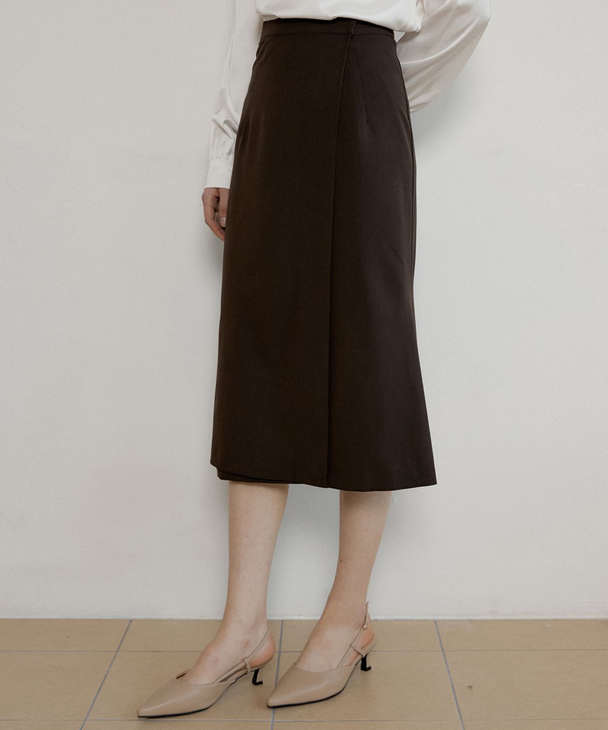 리올그(REORG) AT WRAP BUTTON FLARE SKIRT BROWN