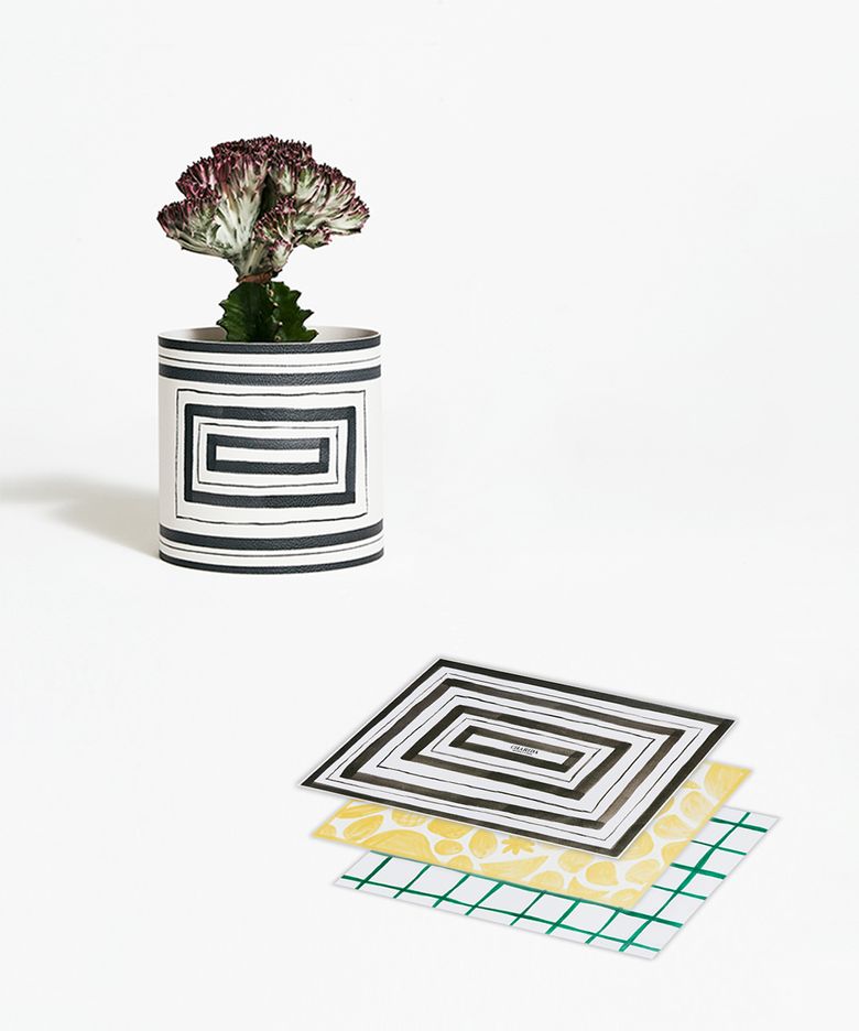 plats X Charida_Rectangular Black