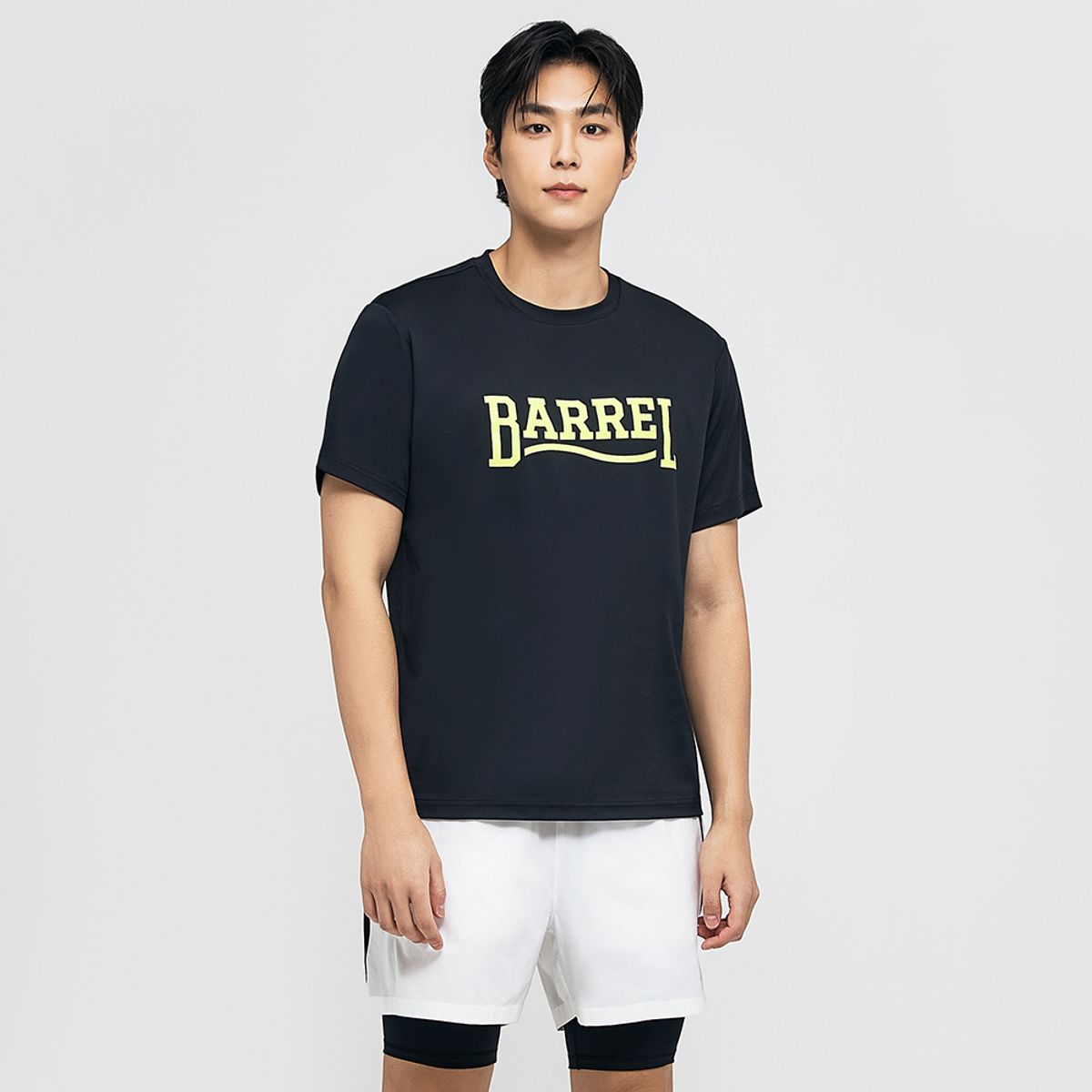 배럴(BARREL) 맨 로맨틱모션 바시티 반팔 래쉬가드 블랙 (B4SMWRG105BLK)
