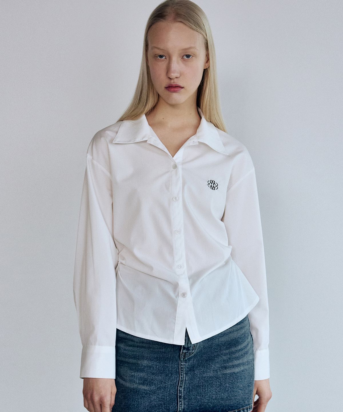 닉앤니콜(NICK&NICOLE) WRINKLE SLIM LINE SHIRRING SHIRT_IVORY