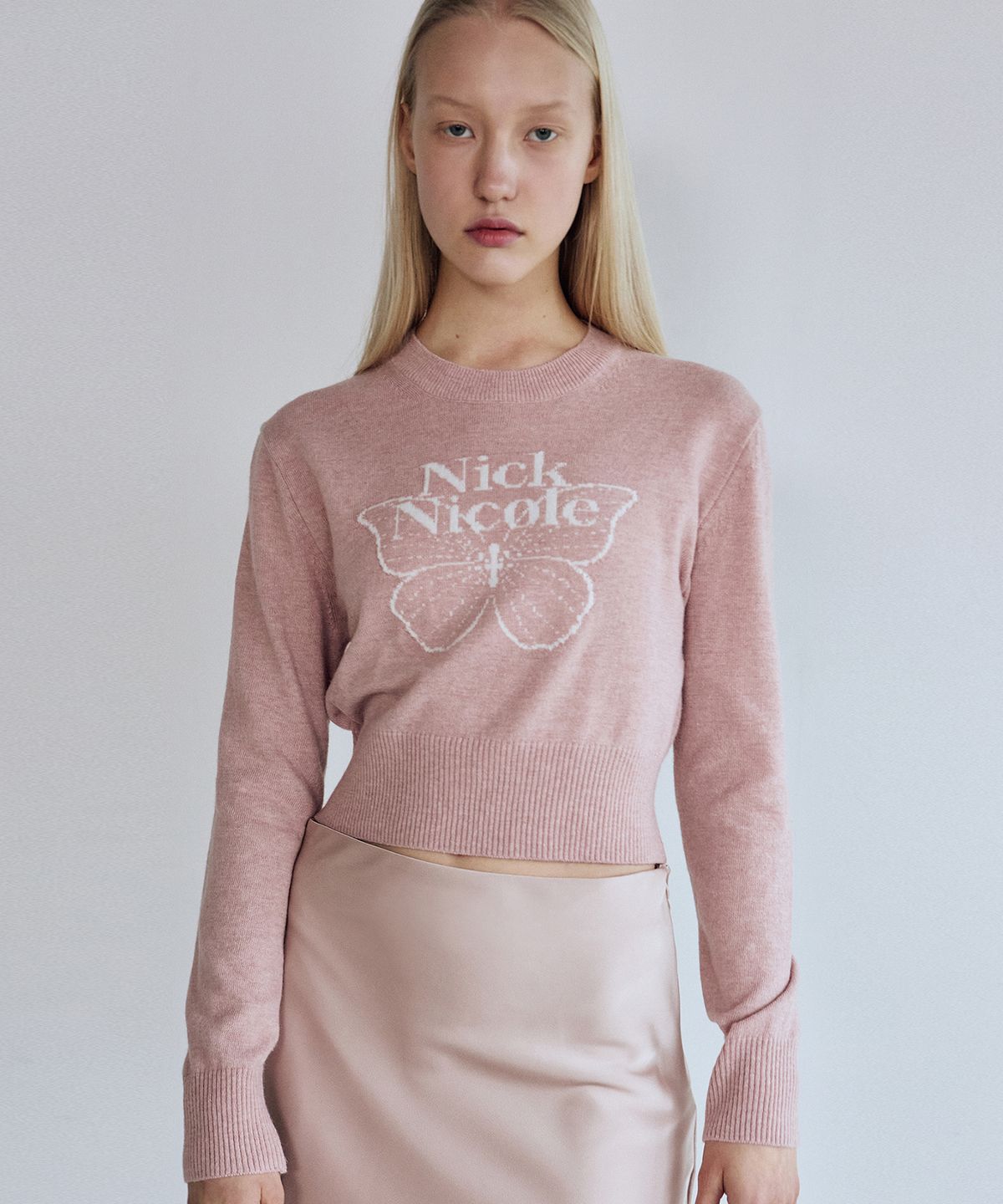 닉앤니콜(NICK&NICOLE) CASHMERE BUTTERFLY SIGNATURE CROP KNIT_PINK