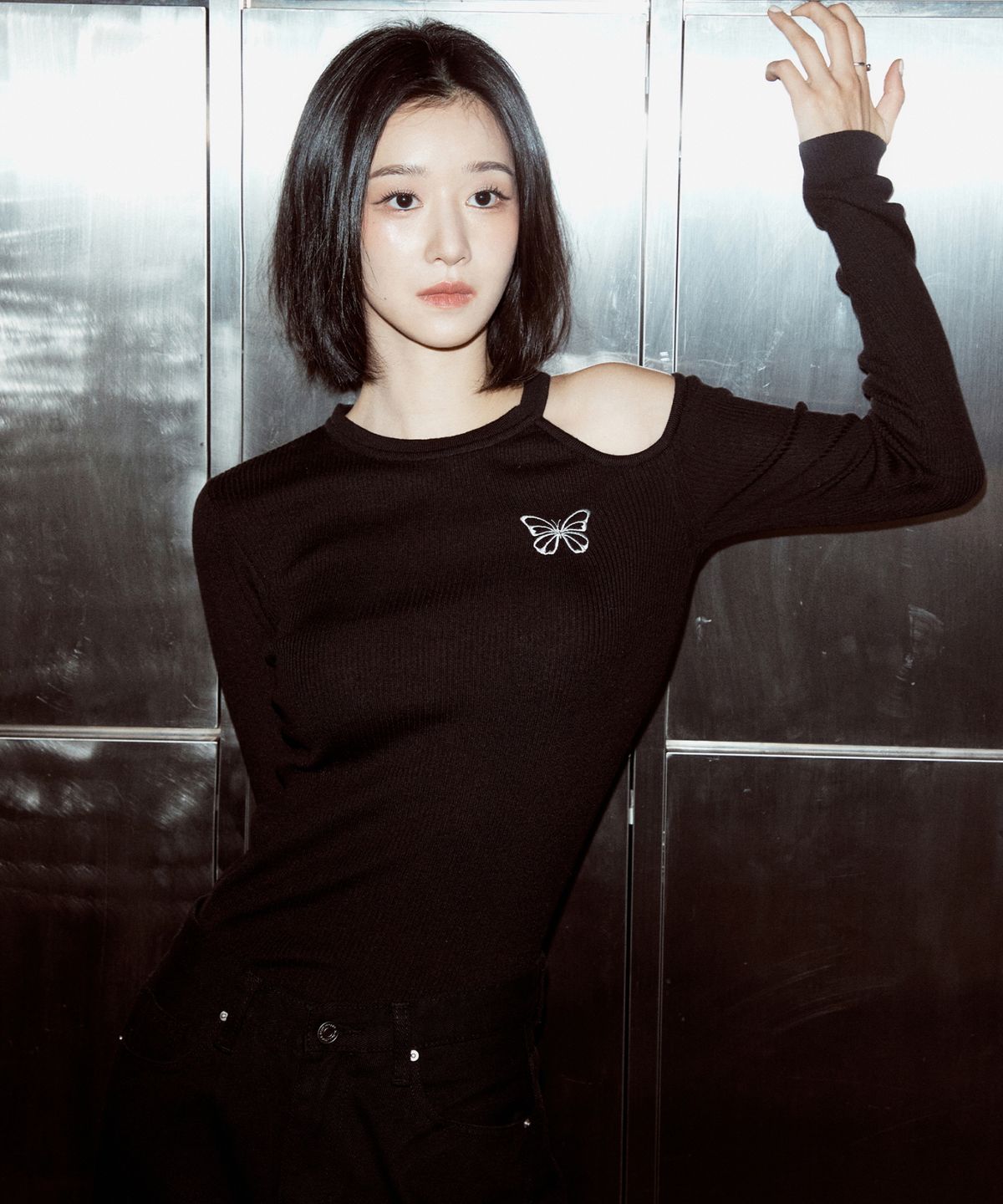 닉앤니콜(NICK&NICOLE) CUT OUT BUTTERFLY KNIT_2 COLOR