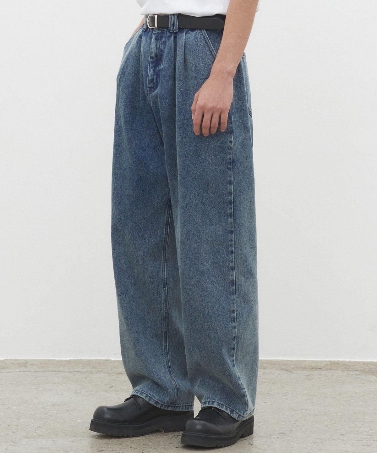 데케트(DECET) Dawn 2Pleats Wide Jeans DCPT007STNGRBlue