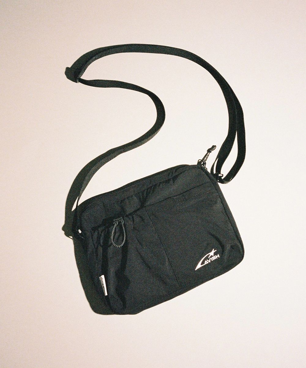 MUSINSA | CAVISH NYLON LIGHT WEIGHT CROSS BAG BLACK(CV2ESUAB41A)