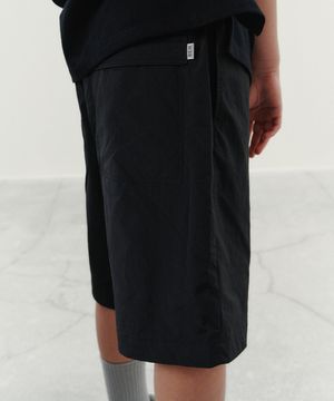 02 스퀘어 하프 팬츠_블랙