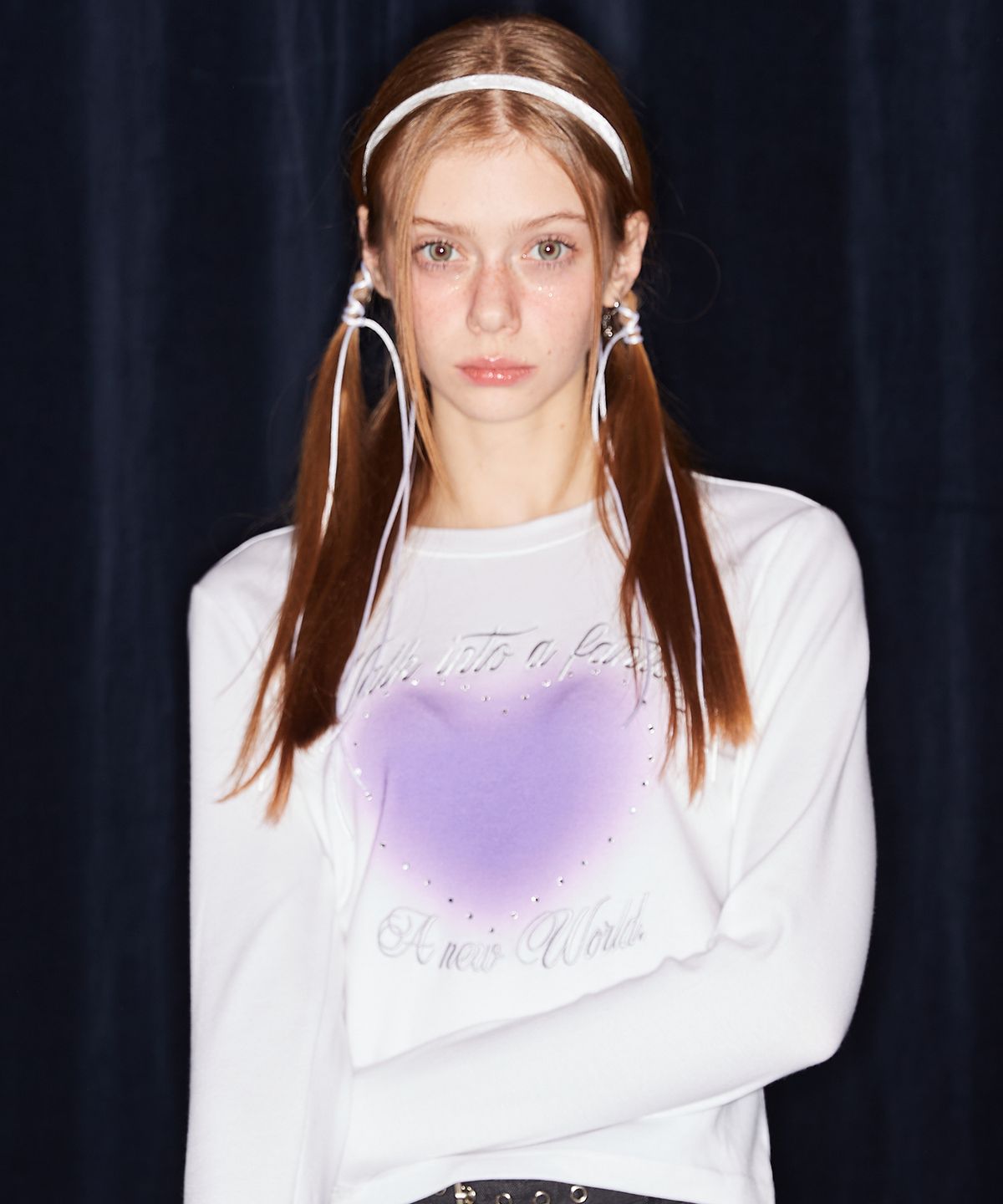 러브이즈트루(LUVISTRUE) NM HEART HOTFIX TEE(WHITE)
