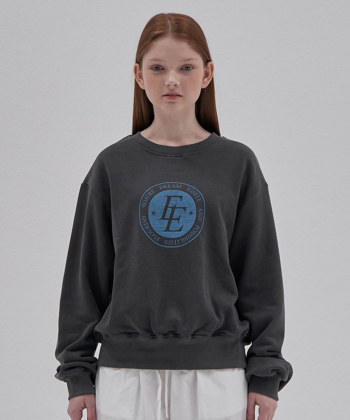 엘리오티(ELLIOTI) Vintage Logo Sweatshirts_Charcoal