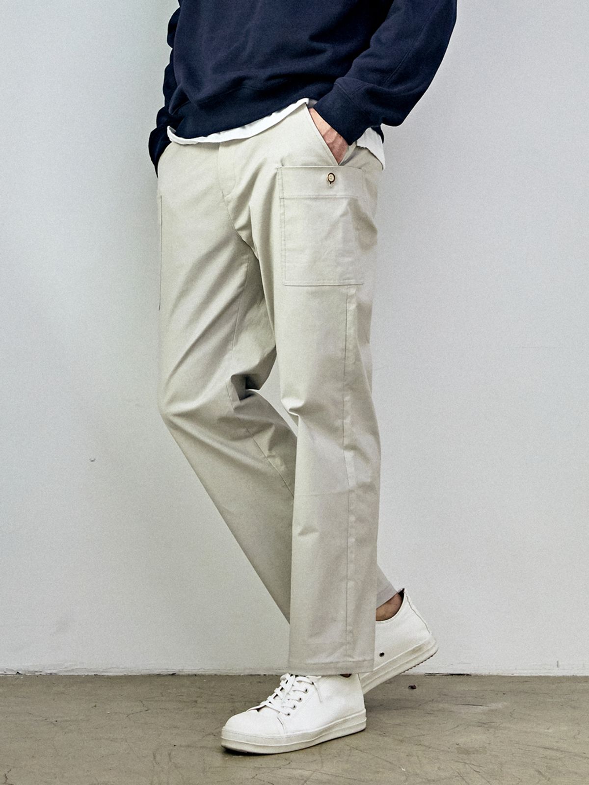 커스텀어스(CUSTOMUS) 아웃포켓 스트레이트핏 E-BAND 팬츠 CXS24SWPT206 BEI