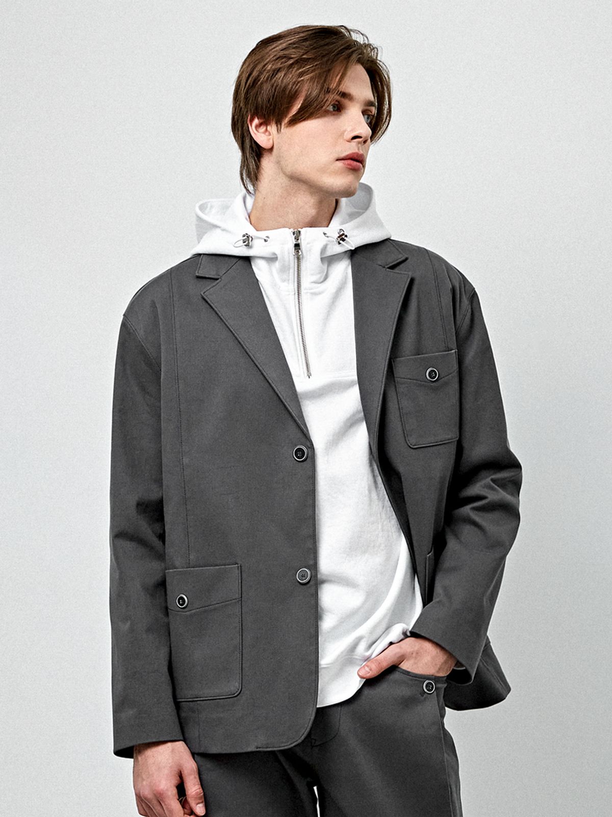 커스텀어스(CUSTOMUS) New casual 세미오버핏 투버튼 자켓 CXS24SWJK208 GRY