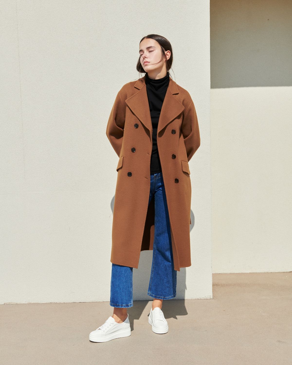 오쿠얼(OCCUR) 로브 더블 롱코트