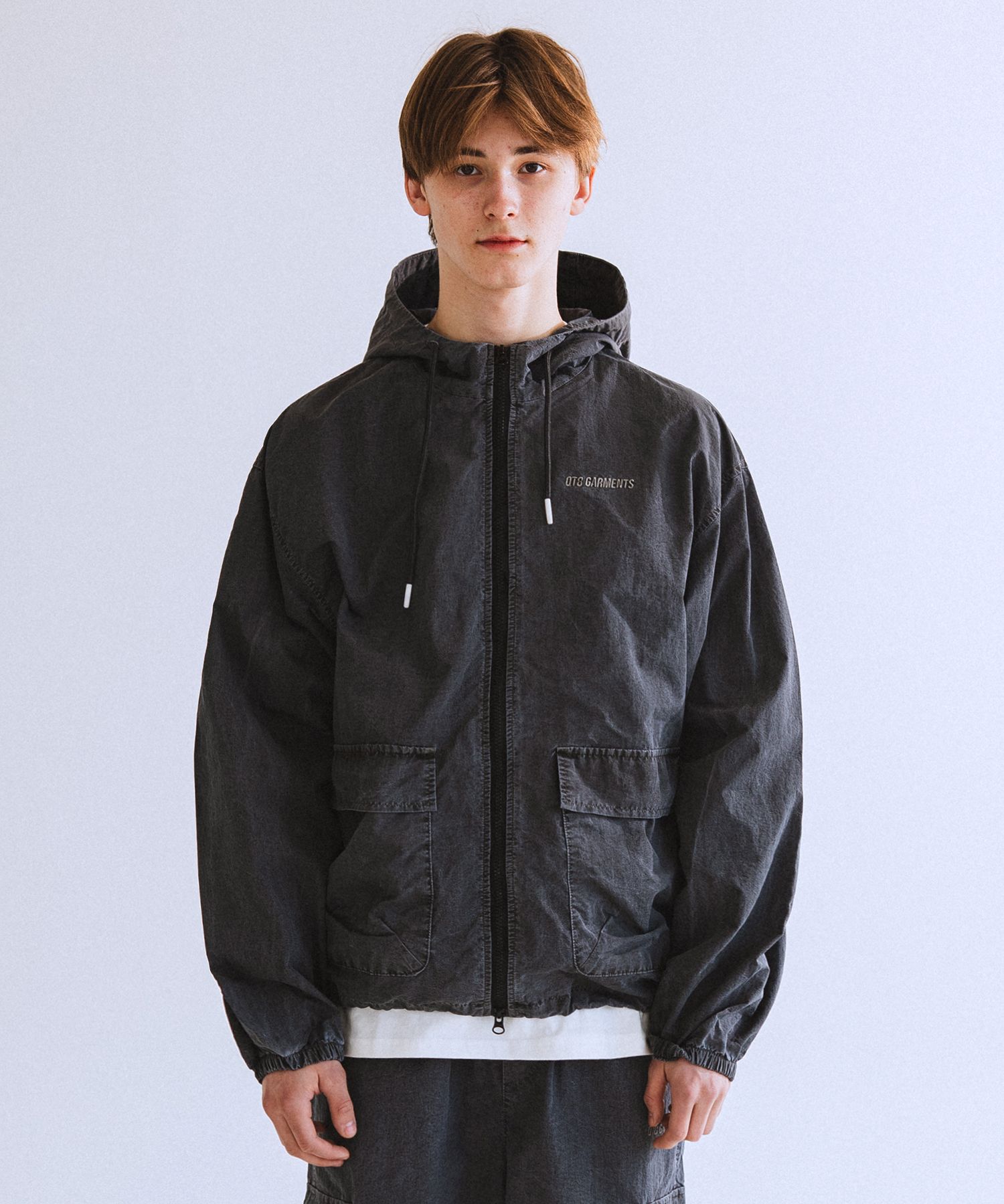MUSINSA公式 | QT8 GARMENTS OC Pigment Hoodie Windbreaker (Charcoal)