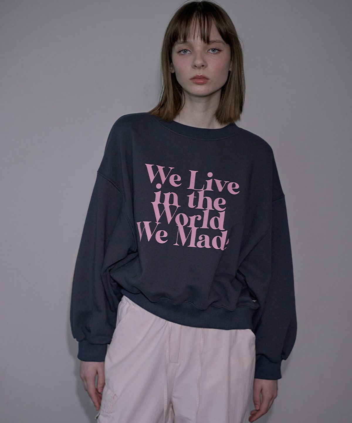 로제프란츠(ROSEFRANTZ) World Flower Sweatshirt [Charcoal]