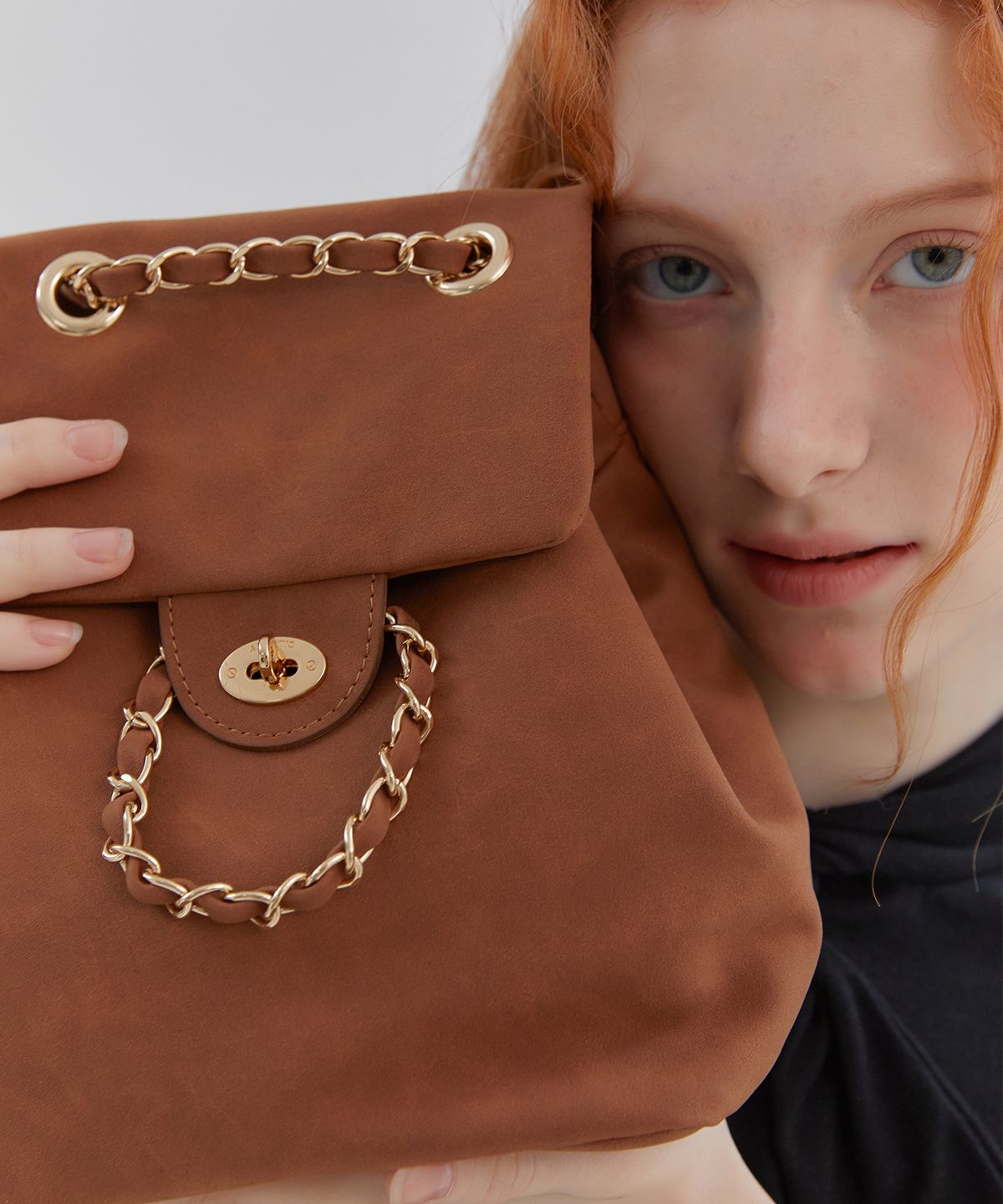 아노에틱(ANOETIC) ANC CLASSIC BACKPACK_SUEDE CARAMEL