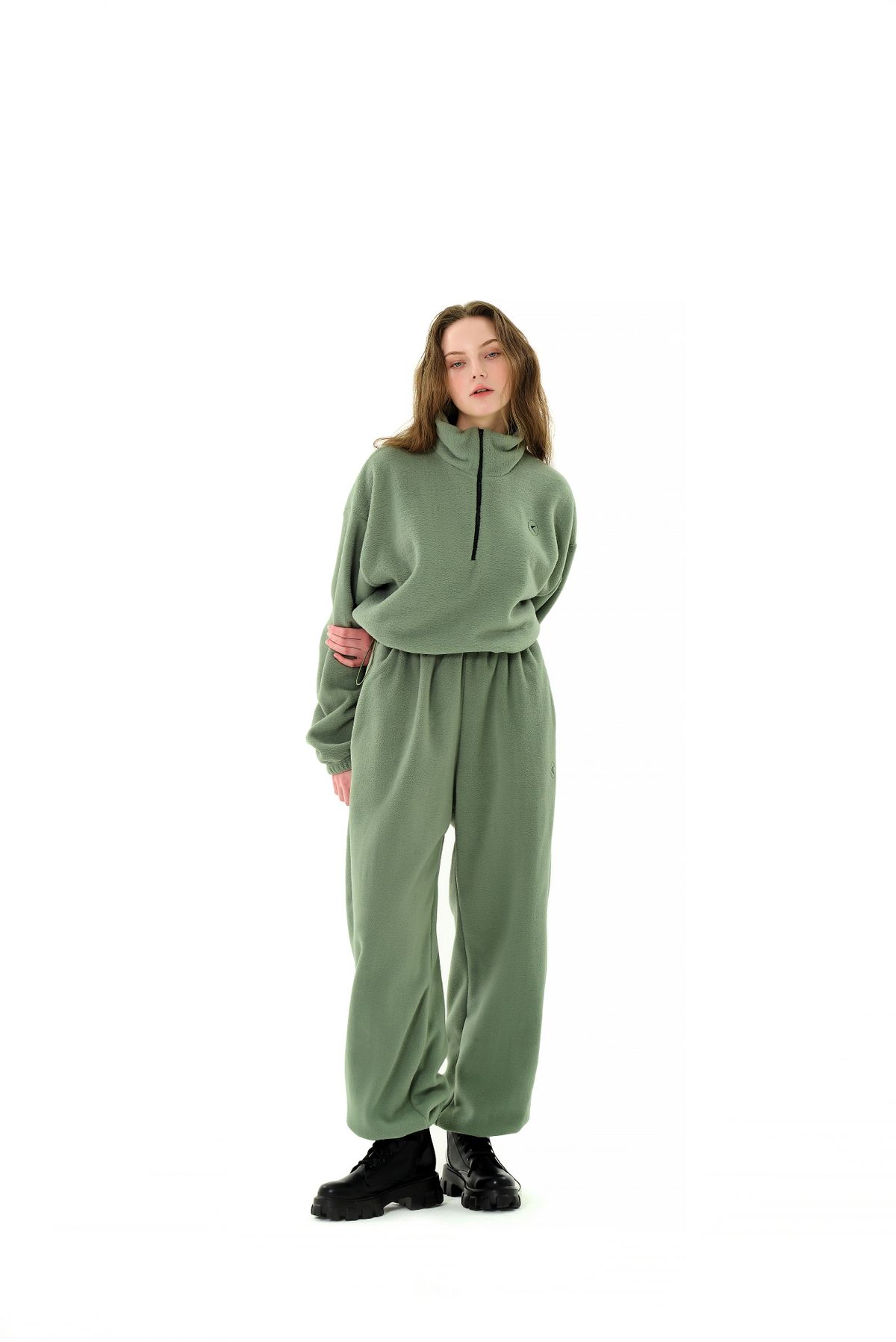 인터레스트(INTEREST) FLEECE BANDING PANTS_KHAKI