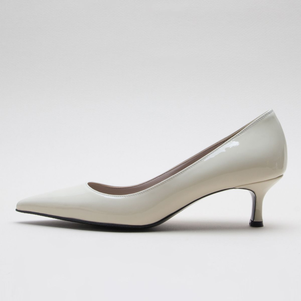 카렌화이트(KAREN WHITE) Lucid kw2604 5cm 펌프스