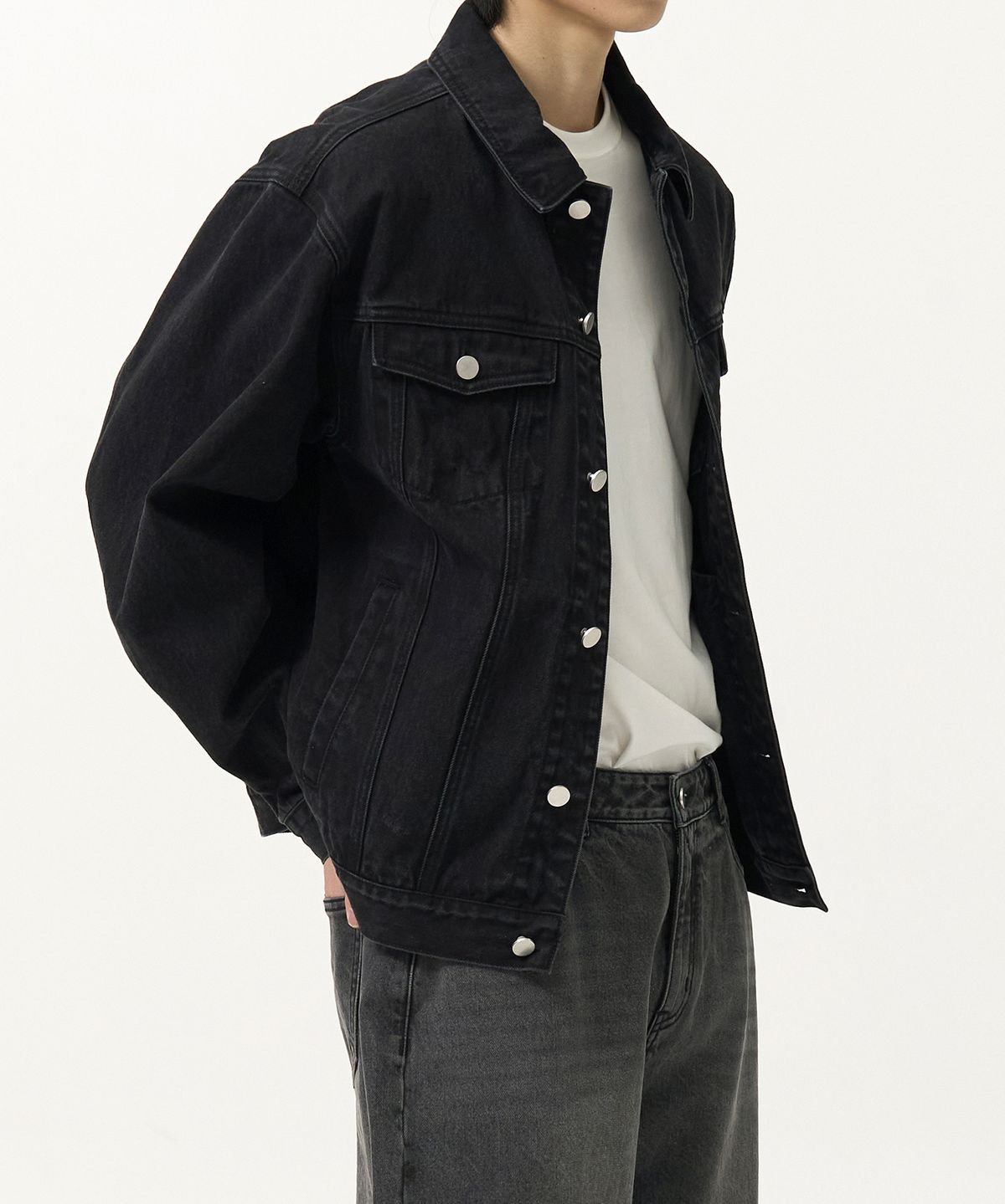 토피(TOFFEE) 워시드 데님 트러커 자켓 (WASHED BLACK)