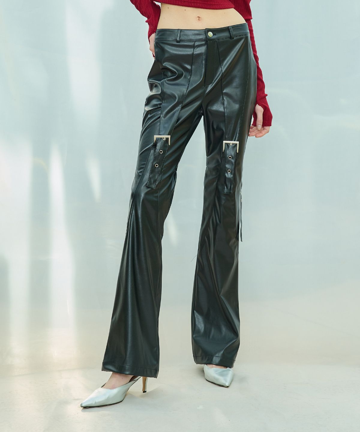 라티젠(LARTIGENT) L9 BUCKLE BOOTCUT PANTS(BLACK)
