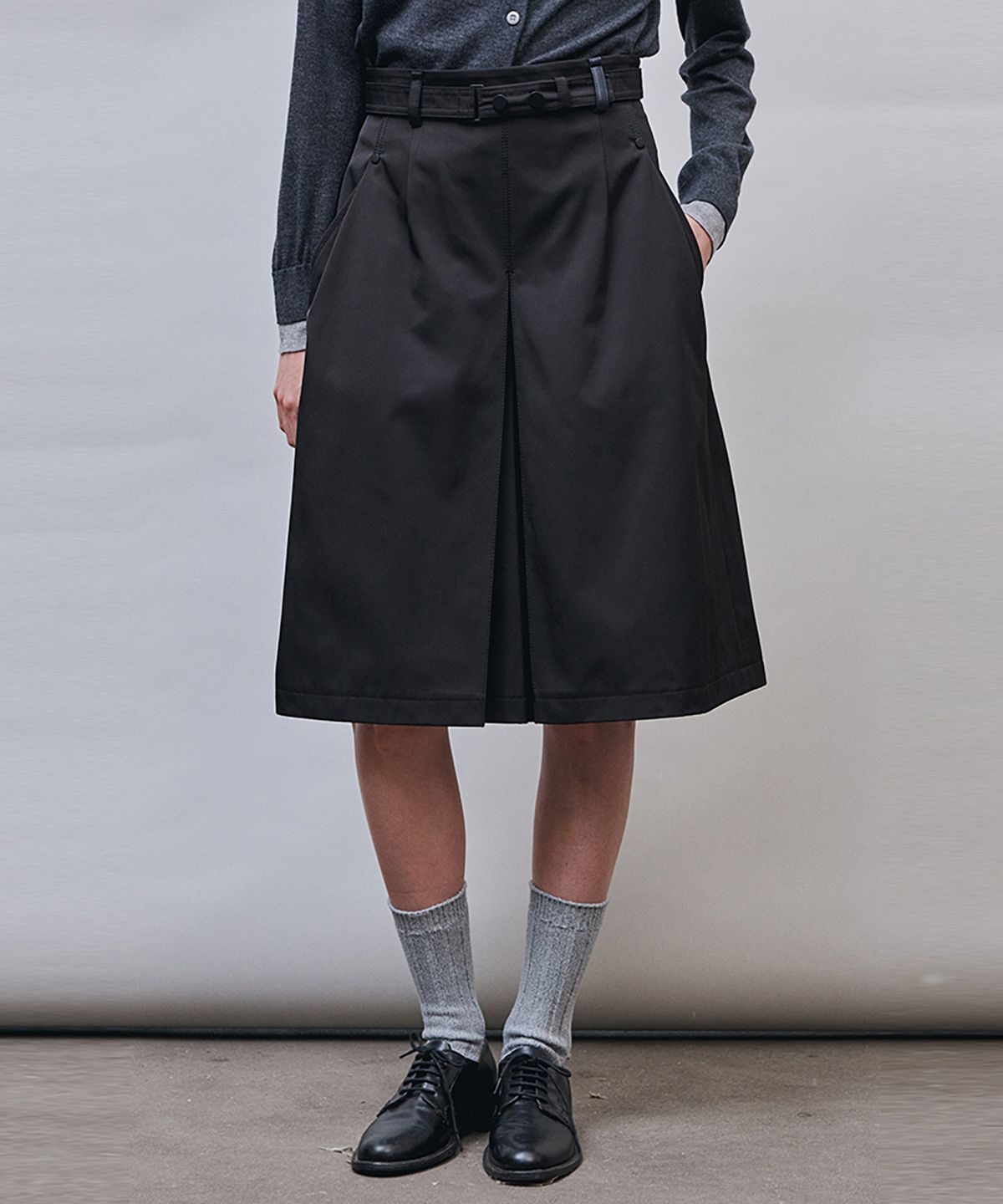아위(AHWE) Belted Culotte_BLACK