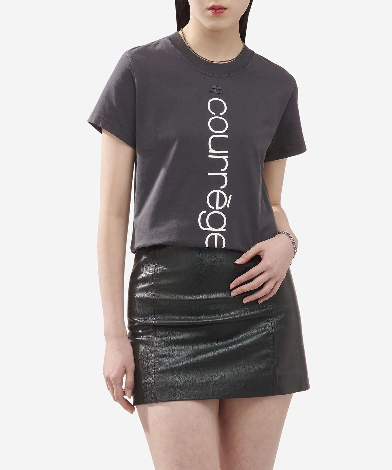 新しい季節 | MUSINSA COURREGES T Sleeve Short Stonewash Straight AC トップス