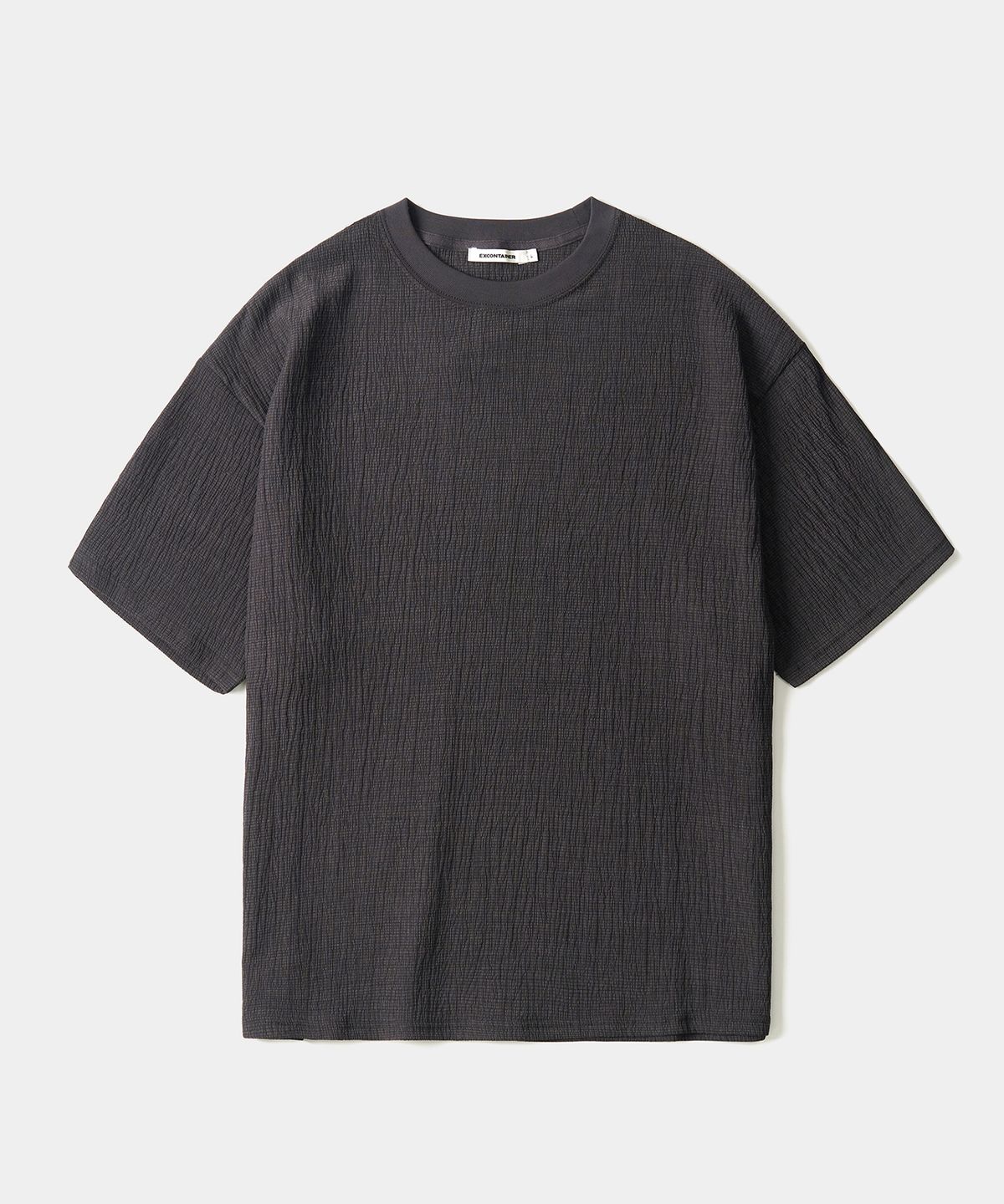엑스컨테이너(EXCONTAINER) 플리츠 하프 티셔츠 (CHARCOAL)