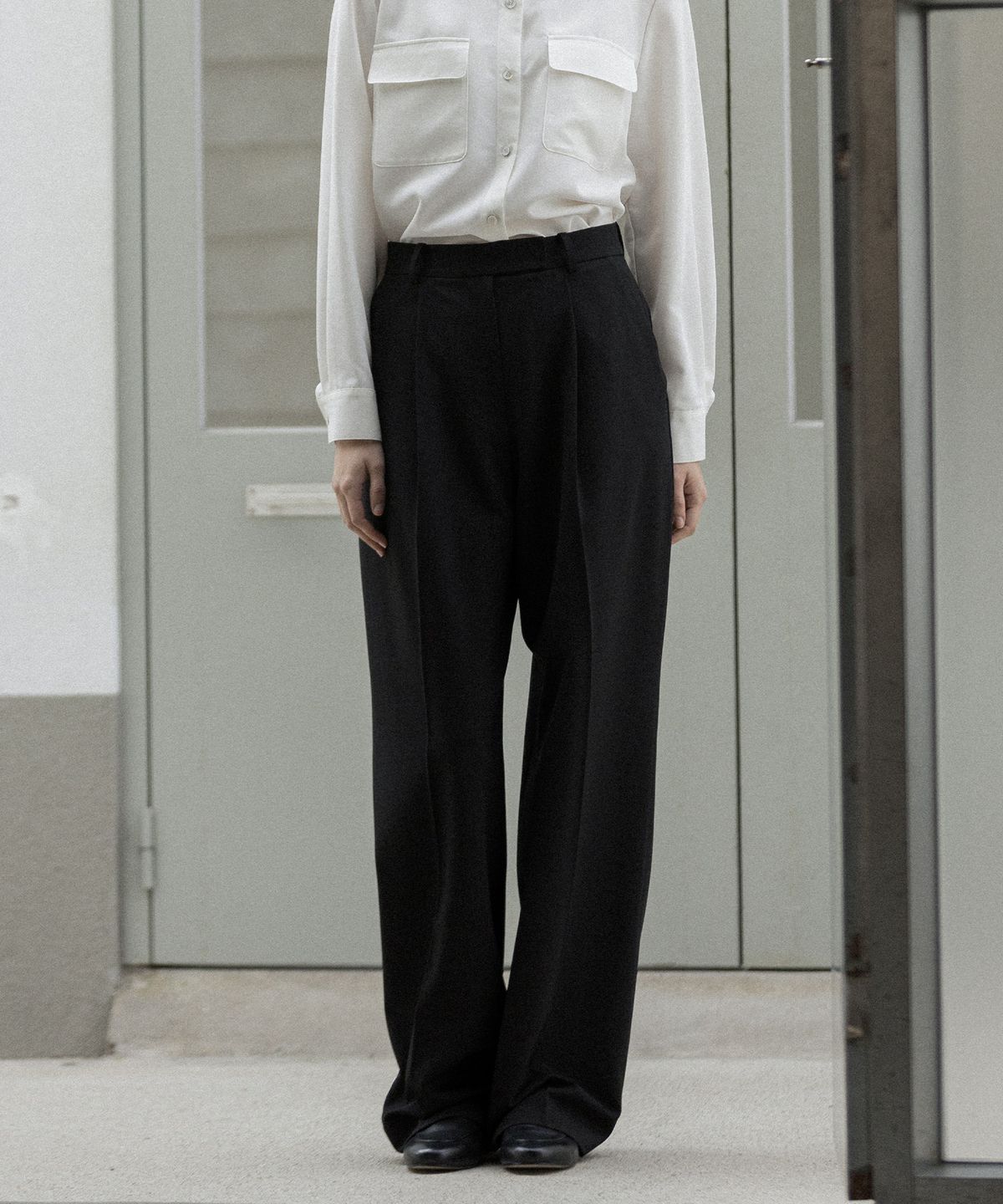 필더스(FIELDERS) 데일리 원턱 와이드 슬랙스 블랙