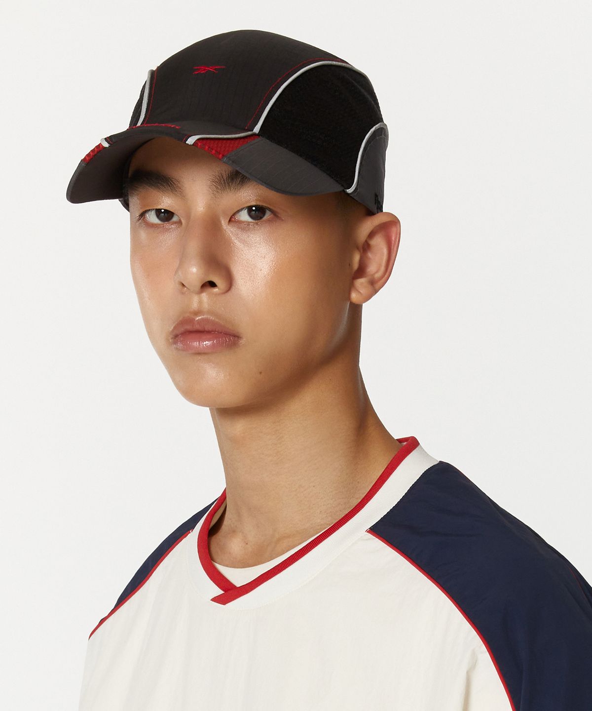 리복(REEBOK) 벡터 메쉬 하이브리드 볼캡 - 블랙