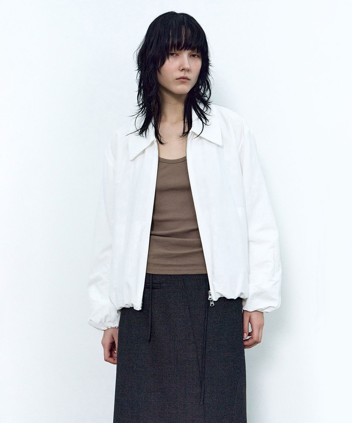 인사일런스 우먼(INSILENCE WOMEN) 소프트 플러피 점퍼 WHITE