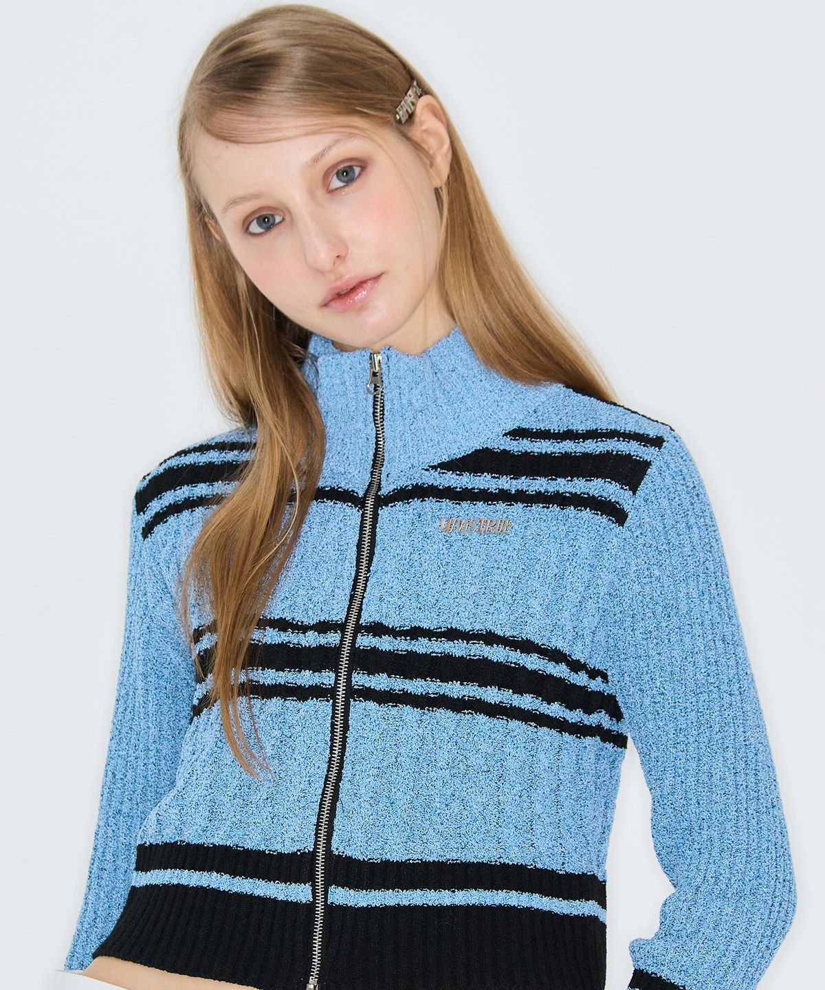 러브이즈트루(LUVISTRUE) SHINING KNIT ZIPUP(BLUE)