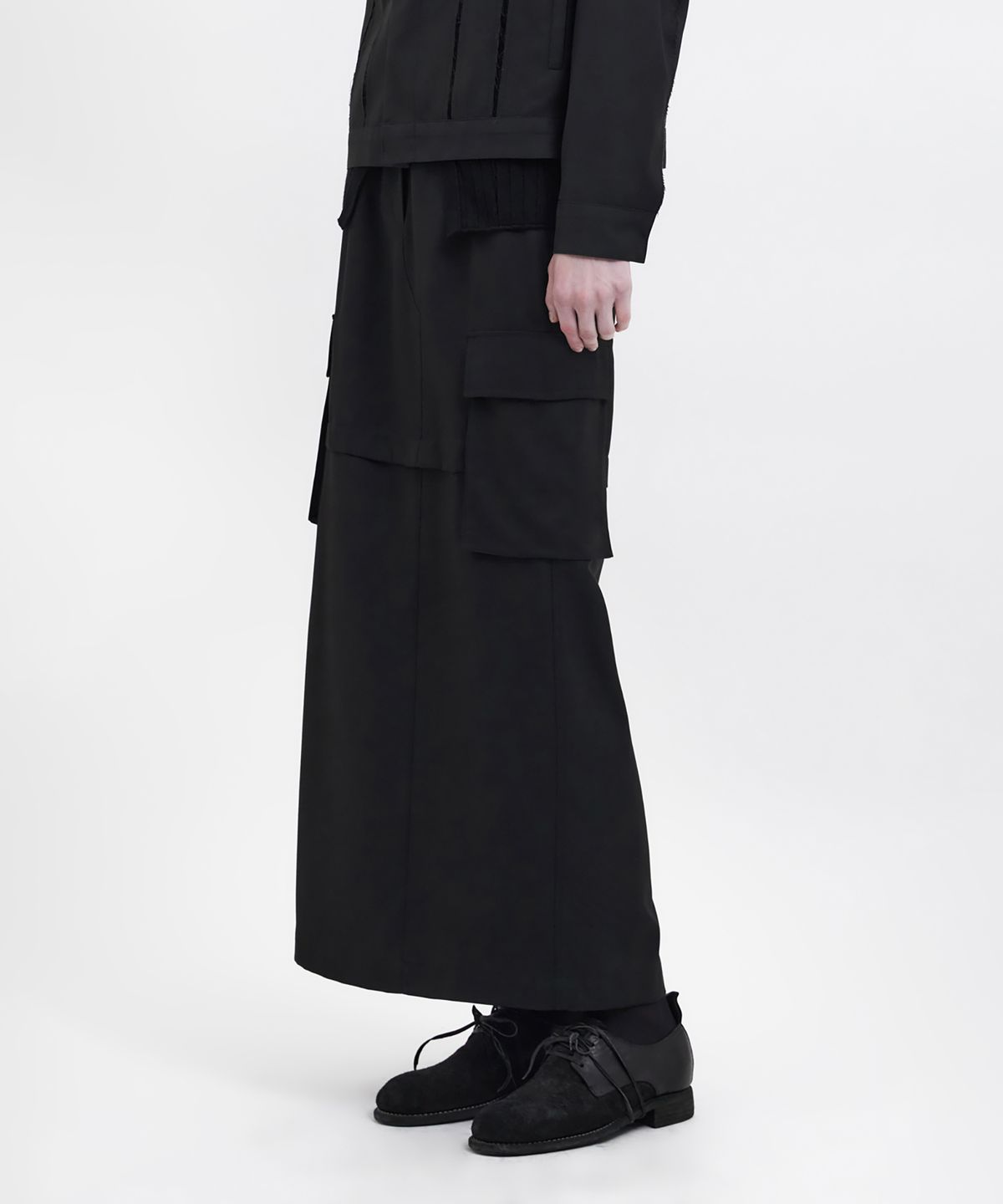 유스(YOUTH) Cargo Maxi Skirt - Black