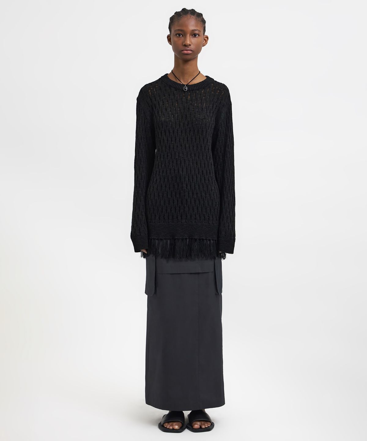 유스(YOUTH) Tassel Crewneck Knit Top - Black