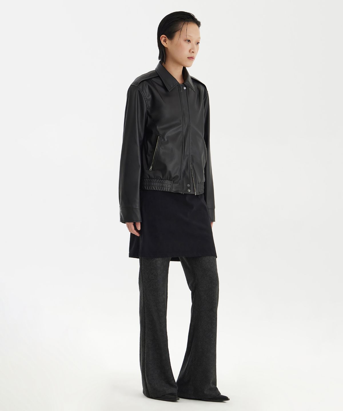 유스(YOUTH) Faux Leather Bomber - Black