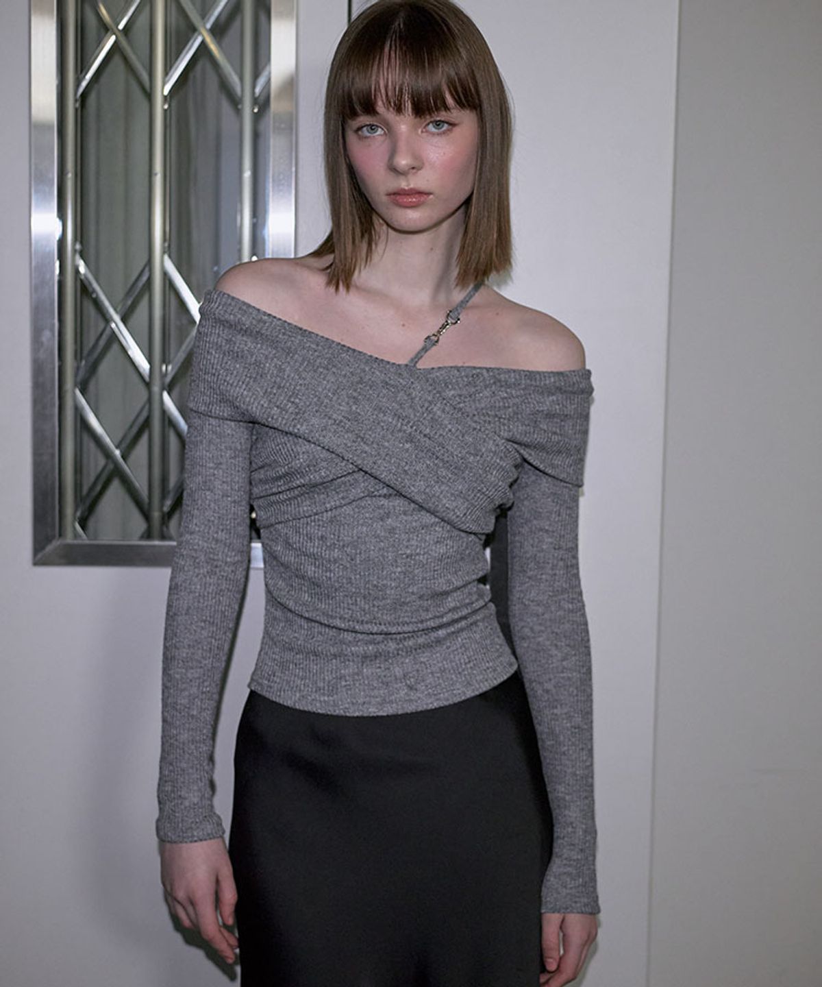 로제프란츠(ROSEFRANTZ) Cross Off Shoulder Knit [Gray]