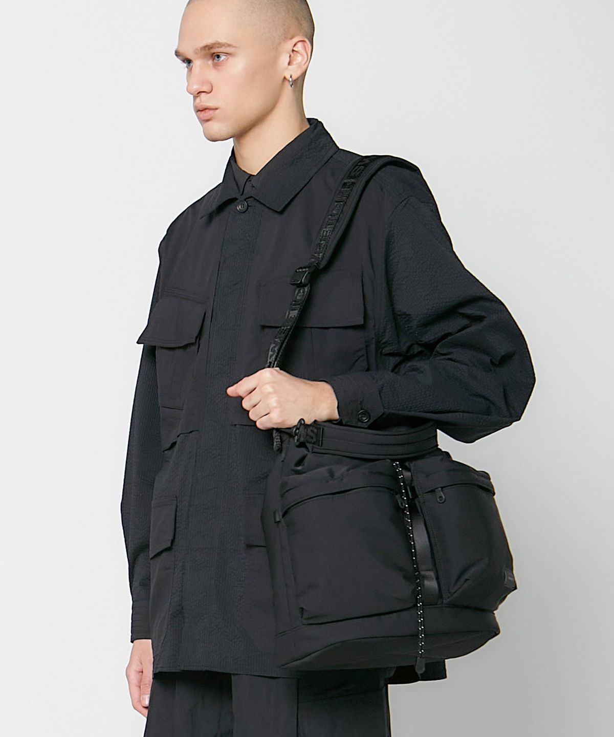 스위치(SWEETCH) CITY BOYS BUCKET BAG 002 L Black