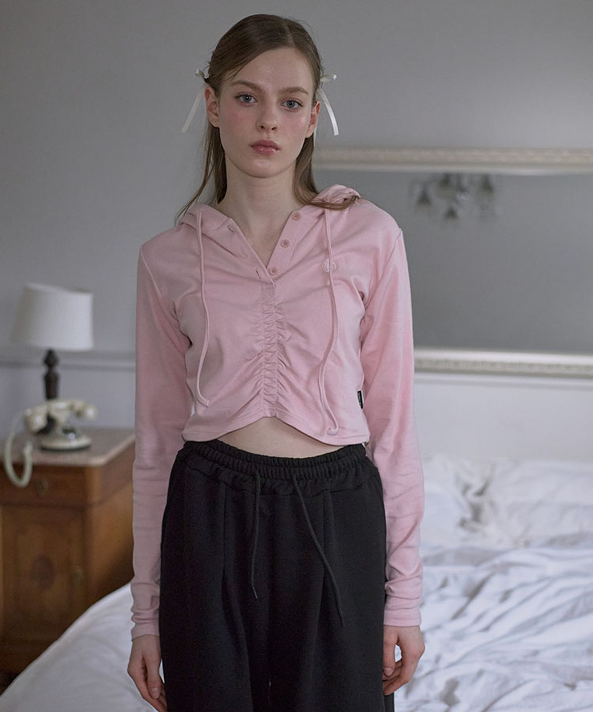 로제프란츠(ROSEFRANTZ) Shirring Hood Crop Long sleeve [Pink]