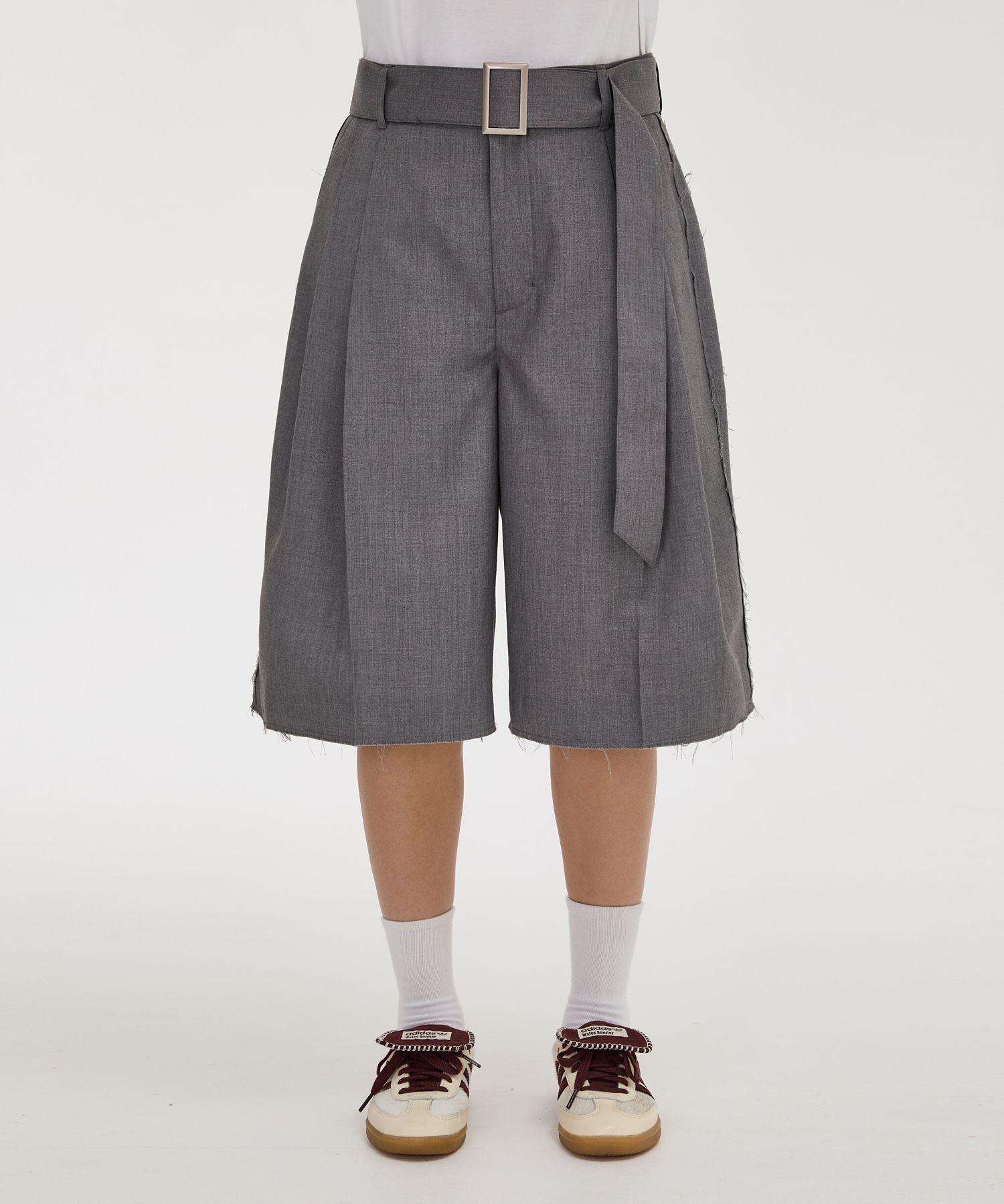★Wai Kei★ Cutout shorts grey YKBD01PT01-3 MUSINSA | WAI KEI cutout short pants gray