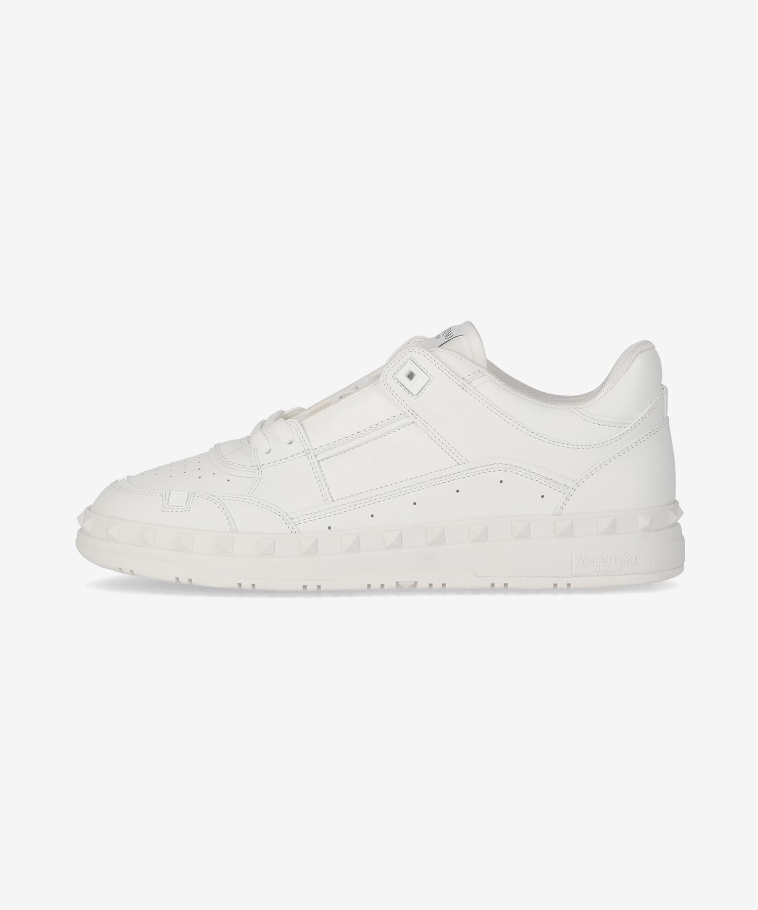【関税＆送料込み】Valentino Garavani Low-Toptrue Act White Valentino Garavani Low TopTrue Act Black And White New Arrivals