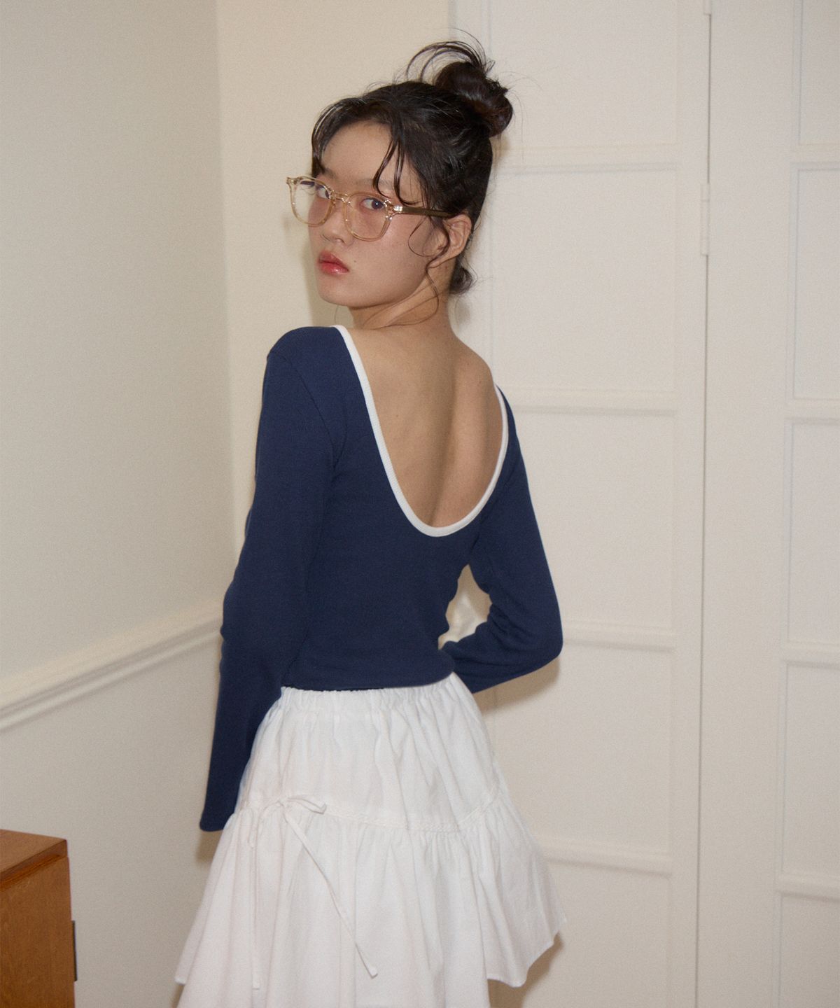 살롱 드 욘(SALON DE YOHN) Back Point T_ Navy