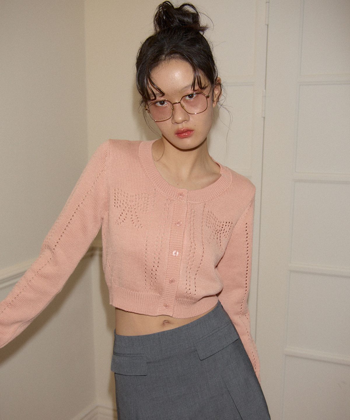 살롱 드 욘(SALON DE YOHN) Ribbon Punching Cardigan_ Peach