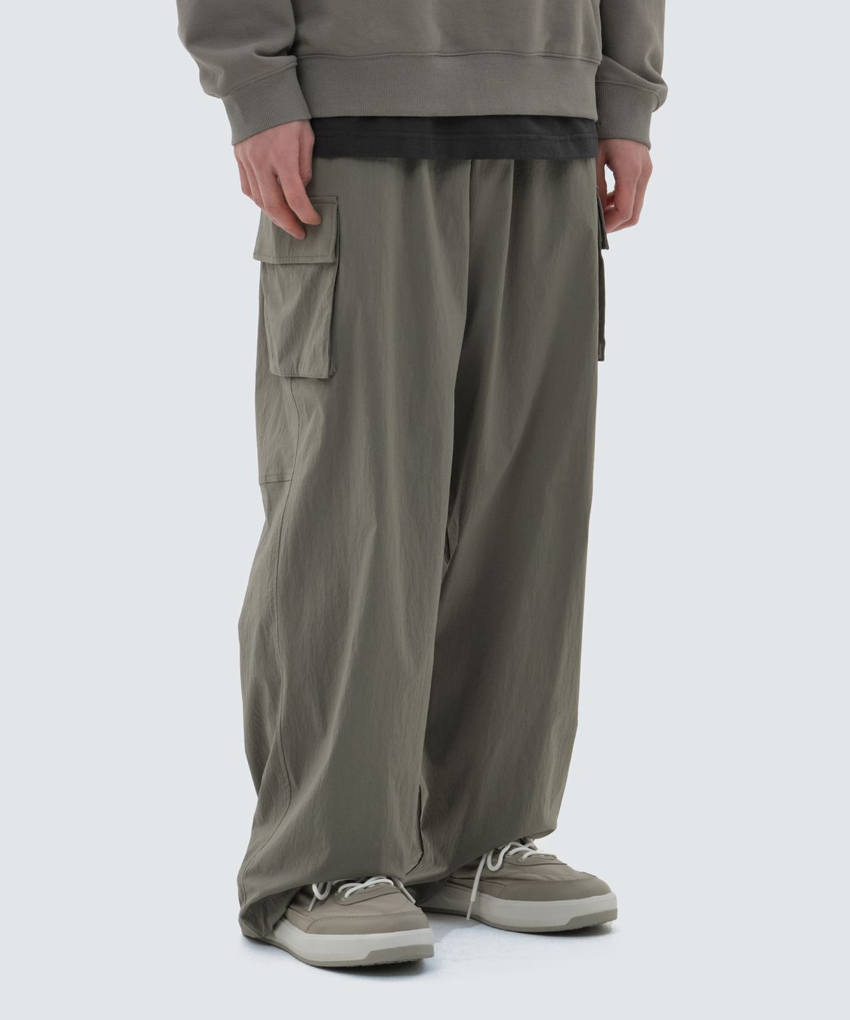 스노우피크 어패럴(SNOWPEAK APPAREL) 루트 스트링 스트레이트 팬츠 Khaki (S24MURPT64)