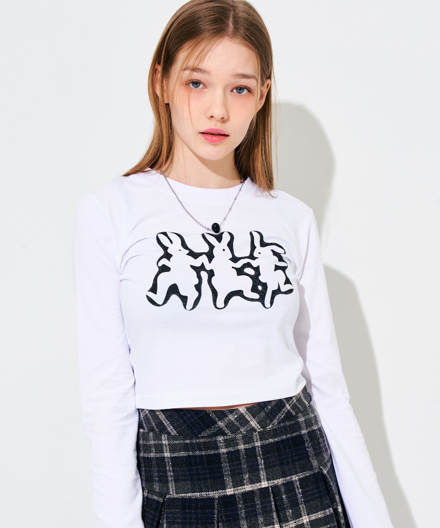 Tシャツ・カットソー [SLOW ACID] WS DANCING RABBIT CROP LONG SLEEVE (WHITE) MUSINSA | SLOWACID Women's Dancing Rabbit Crop Long Sleeve